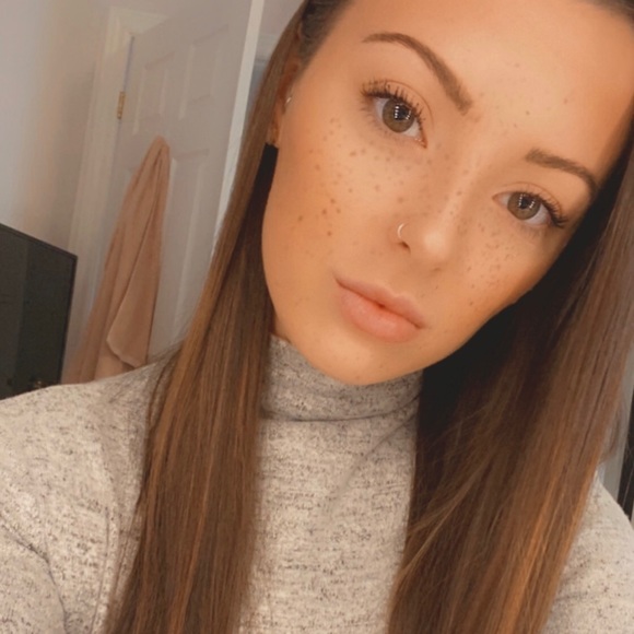 Meet your Posher, Karley - Picture 2 of 8